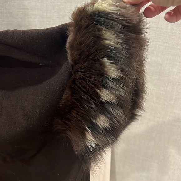 Wool Cape with fur - Picture 3 of 10